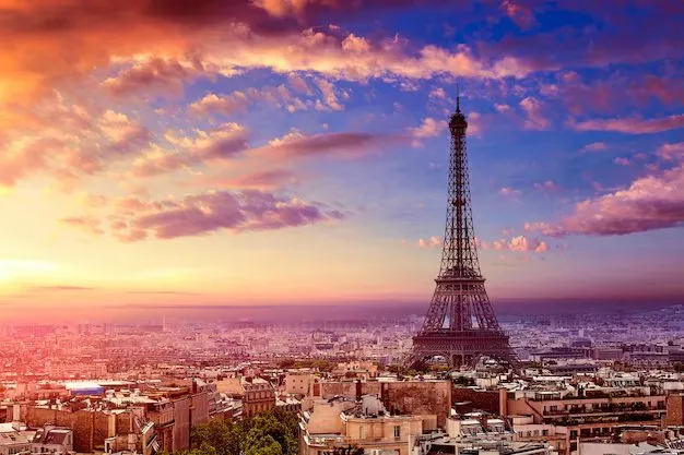 paris eiffel tower