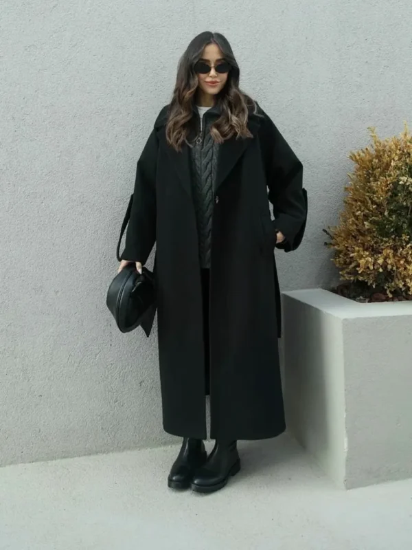Totême Signature Wool Cashmere Coat